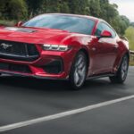 Mustang faz 60 anos e desafia o tempo com novo modelo